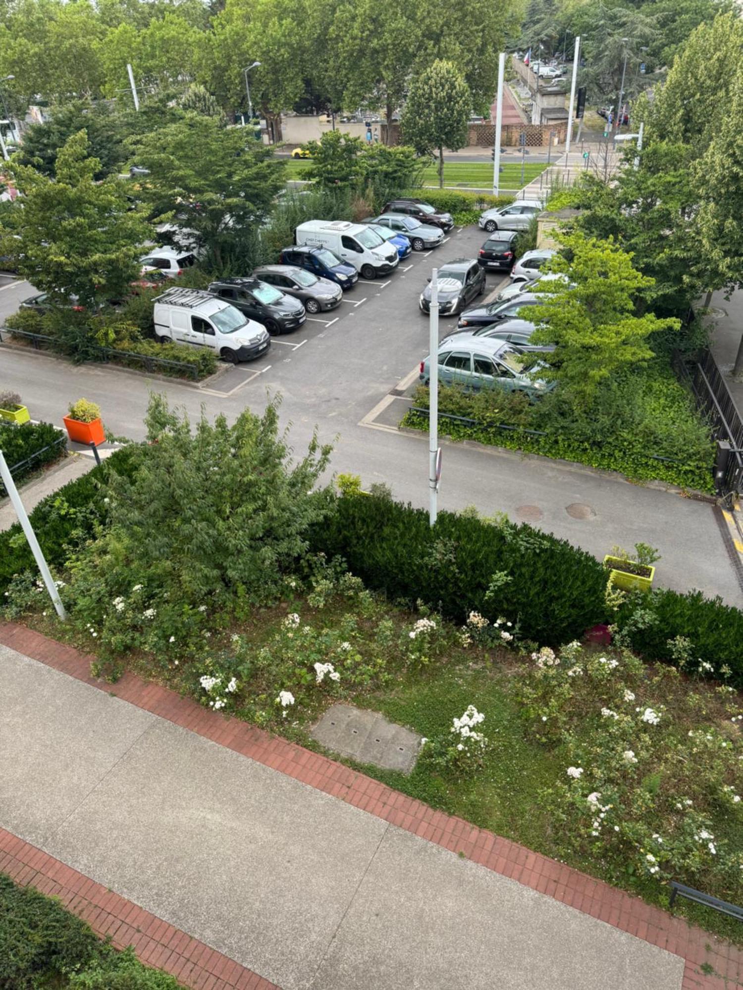 Appartement Jardins De La Noue à Villeneuve-la-Garenne Extérieur photo
